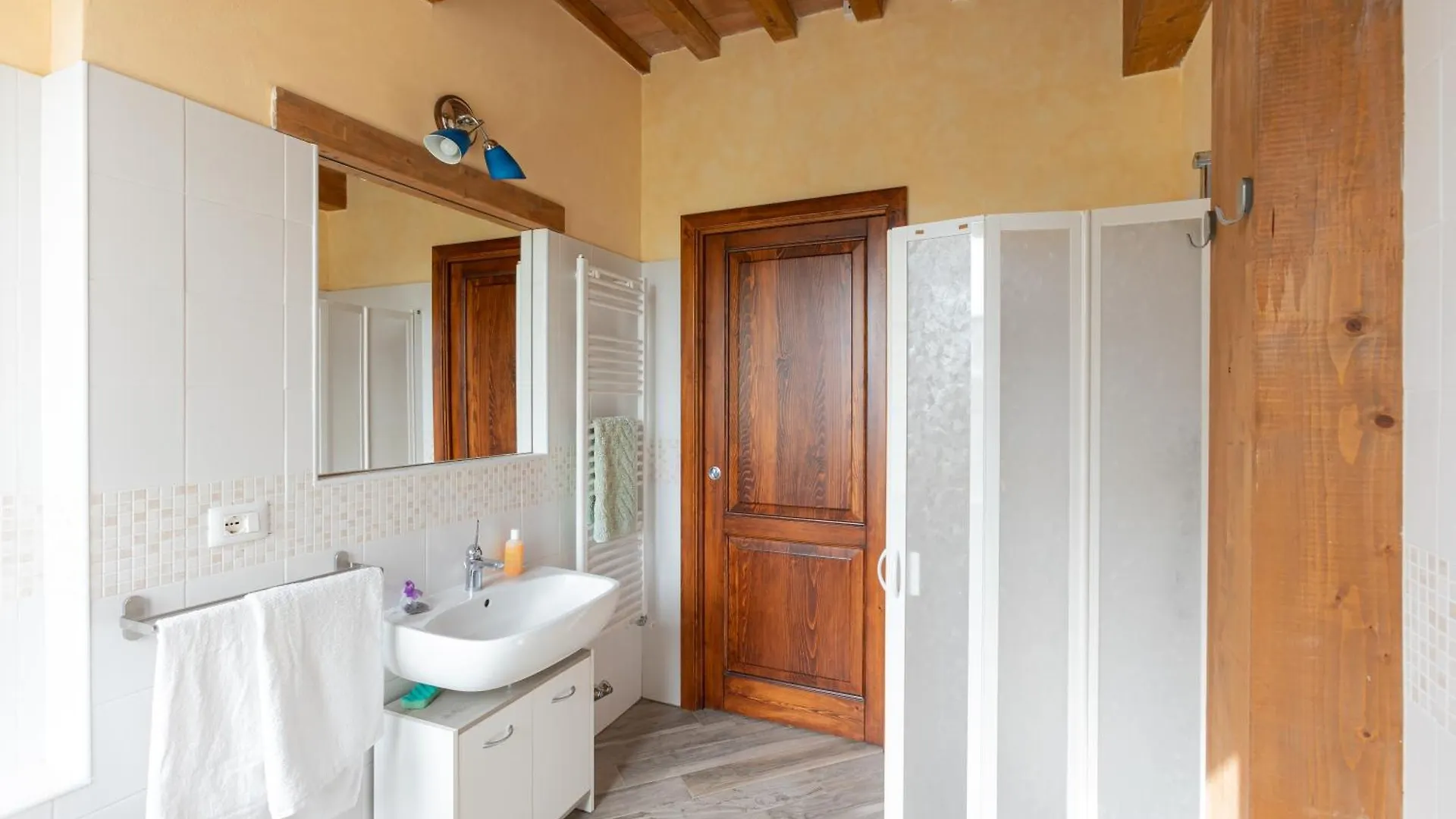 Agriturismo La Valle Della Lavanda - Podere Mezzastrada Fauglia Italien
